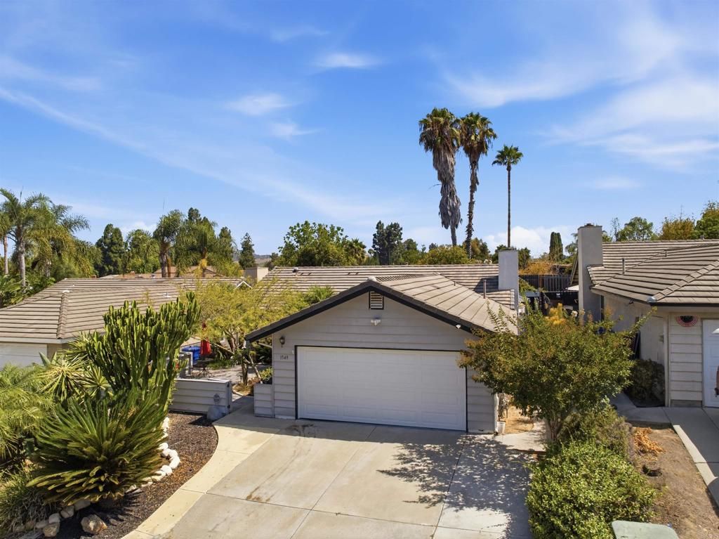 1549 Spring Creek Lane, Oceanside, CA 92057 — exterior