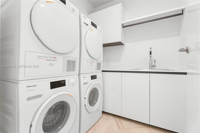 5 Grove Isle Dr S303, Coconut Grove, FL 33133