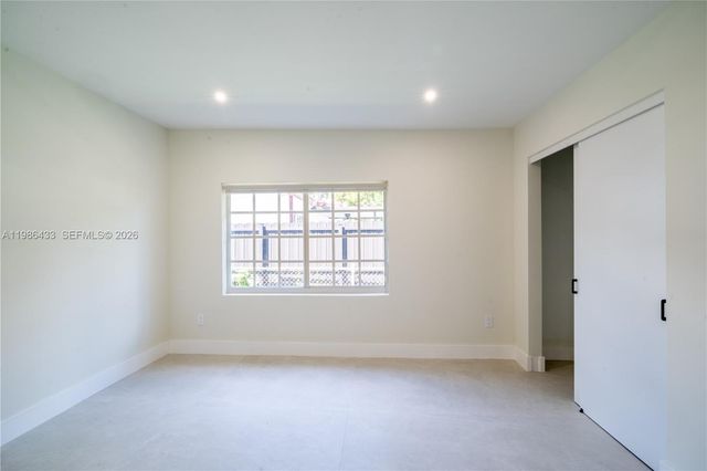 323 NW 104th Ter, Miami, FL 33150