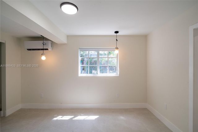 323 NW 104th Ter, Miami, FL 33150