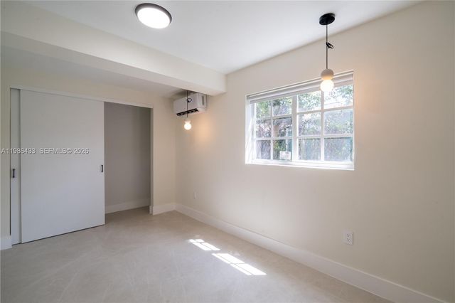 323 NW 104th Ter, Miami, FL 33150