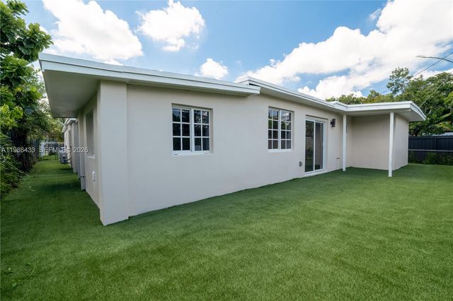 323 NW 104th Ter, Miami, FL 33150