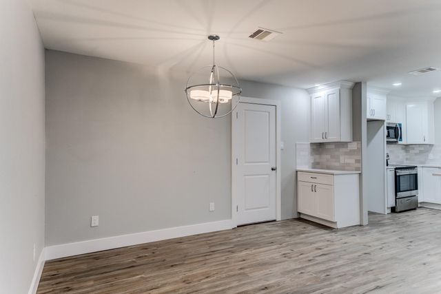 5535 Elm Springs Drive, Houston, TX 77048