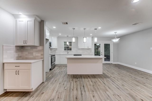 5535 Elm Springs Drive, Houston, TX 77048