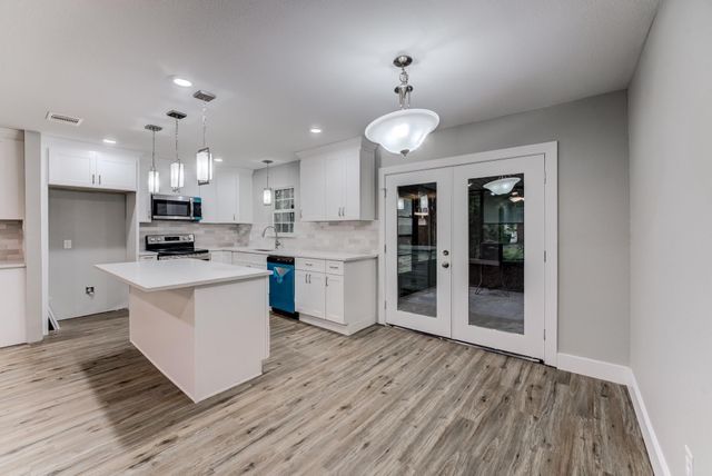 5535 Elm Springs Drive, Houston, TX 77048