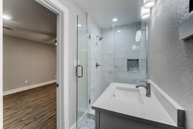 5535 Elm Springs Drive, Houston, TX 77048