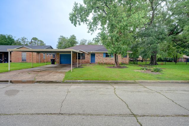 5535 Elm Springs Drive, Houston, TX 77048