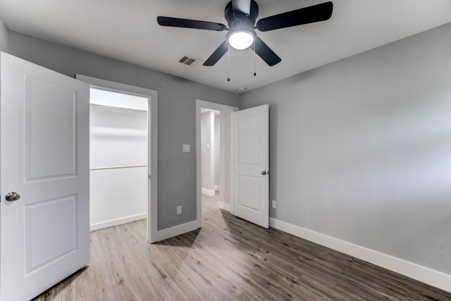 5535 Elm Springs Drive, Houston, TX 77048