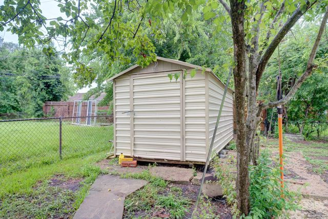 5535 Elm Springs Drive, Houston, TX 77048