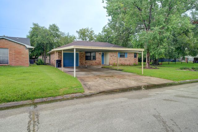 5535 Elm Springs Drive, Houston, TX 77048