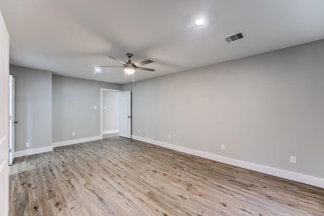 5535 Elm Springs Drive, Houston, TX 77048