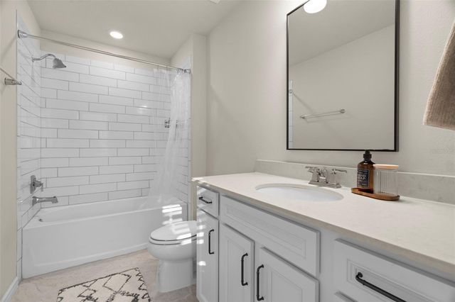 21051 MONZA LOOP, Land O Lakes, FL 34638