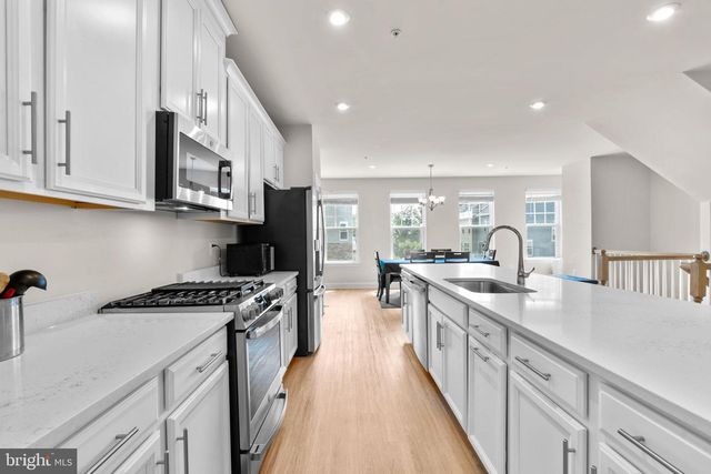 8369 MEADOWOOD DR, Hanover, MD 21076