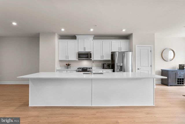 8369 MEADOWOOD DR, Hanover, MD 21076