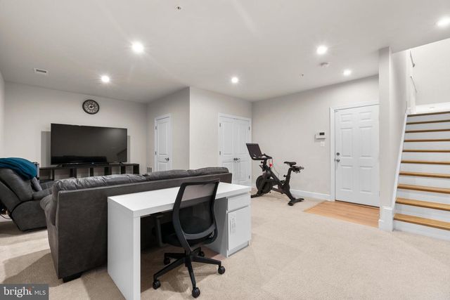 8369 MEADOWOOD DR, Hanover, MD 21076