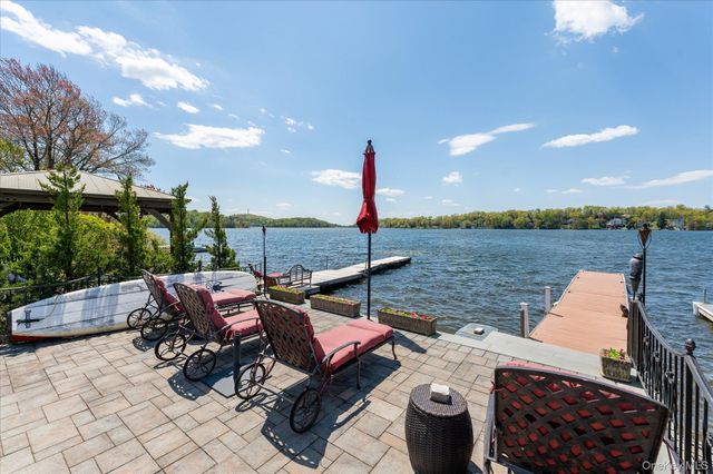 26 Averill Drive, Mahopac, NY 10541