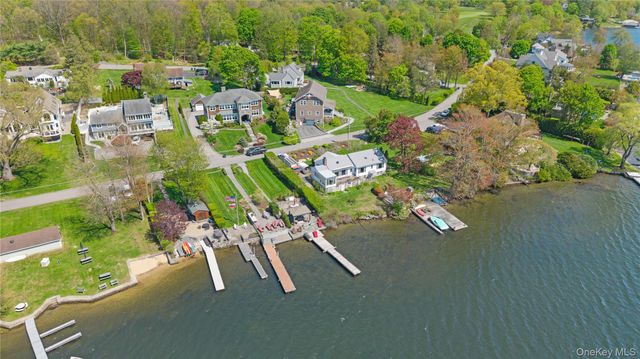 26 Averill Drive, Mahopac, NY 10541