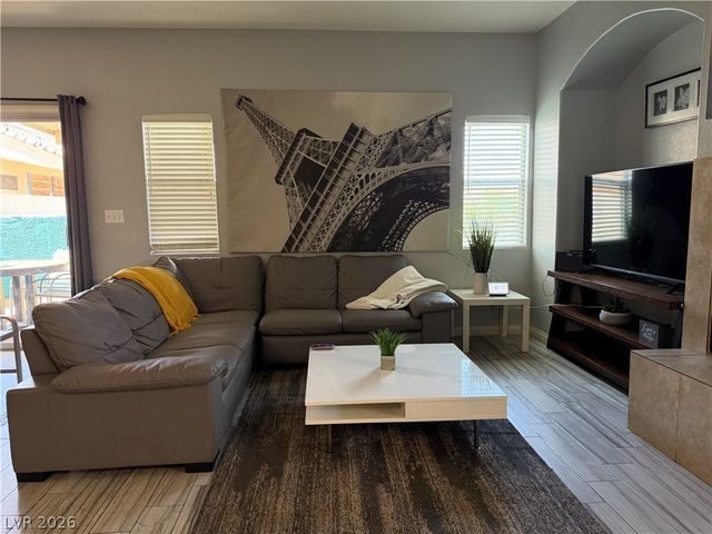 8316 Valleybreeze Avenue, Las Vegas, NV 89129