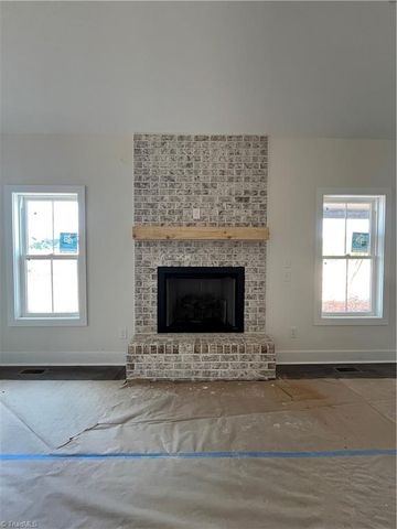 285 Cricket's Run, Lexington, NC 27295