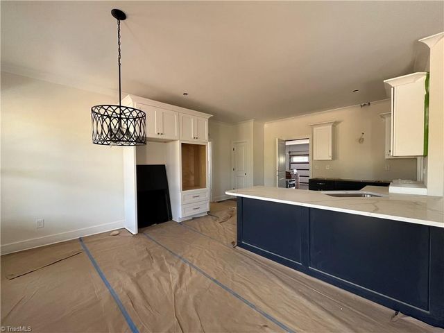 285 Cricket's Run, Lexington, NC 27295