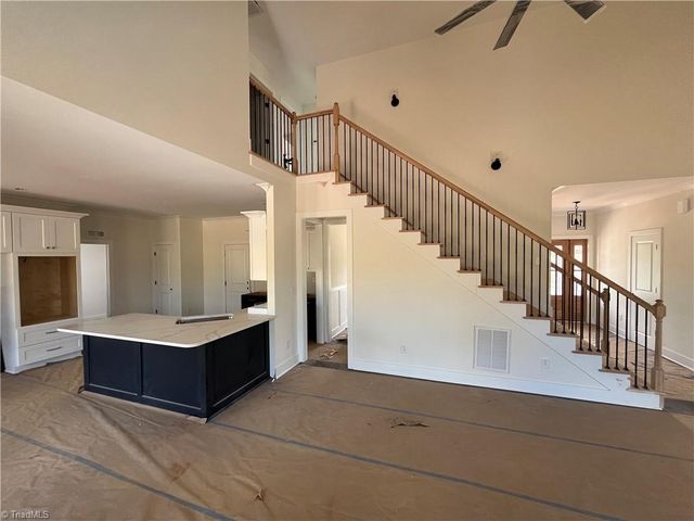 285 Cricket's Run, Lexington, NC 27295