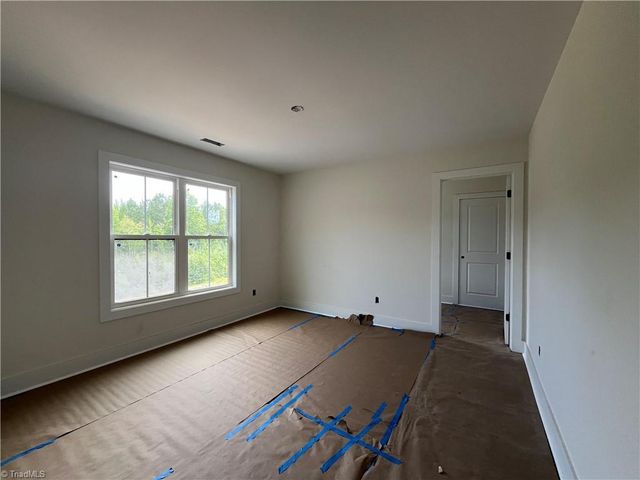 285 Cricket's Run, Lexington, NC 27295