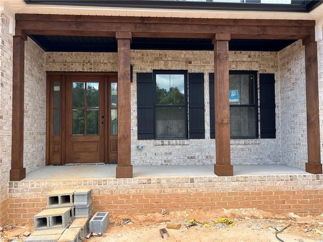 285 Cricket's Run, Lexington, NC 27295
