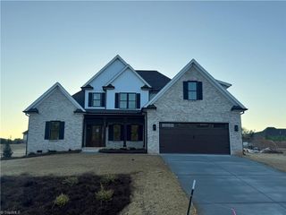 285 Cricket's Run, Lexington, NC 27295