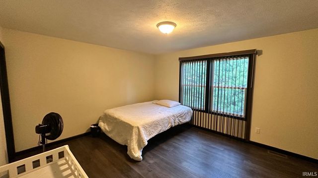 50026 Brynnwood Drive, Elkhart, IN 46514