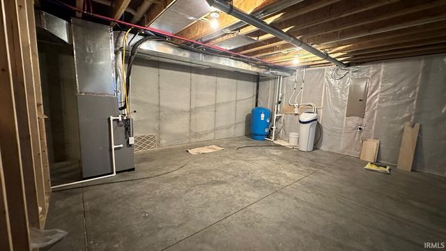 50026 Brynnwood Drive, Elkhart, IN 46514