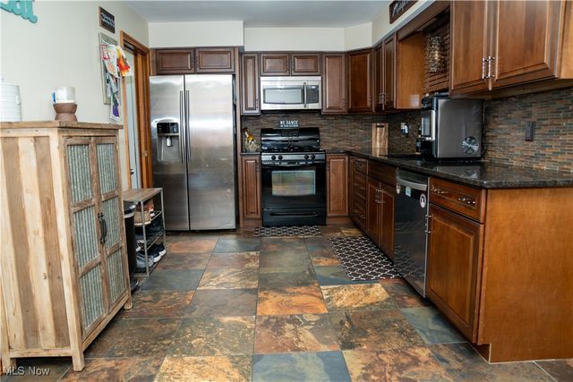 462 Oakridge Drive, Youngstown, OH 44512