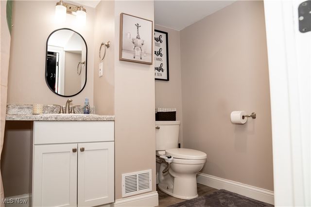 462 Oakridge Drive, Youngstown, OH 44512