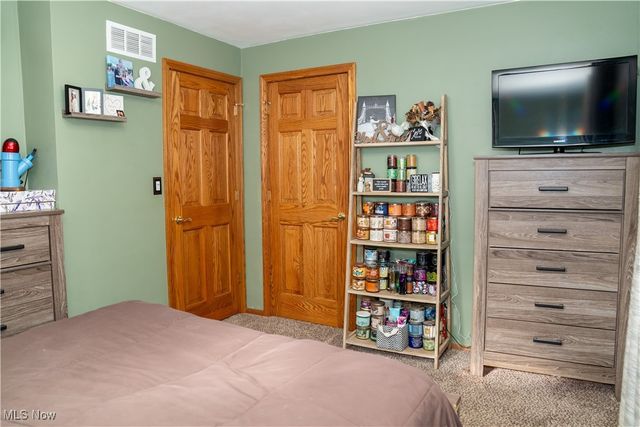 462 Oakridge Drive, Youngstown, OH 44512