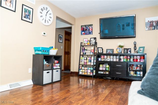 462 Oakridge Drive, Youngstown, OH 44512