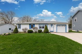 30 Errington Terrace, Orchard Park, NY 14127