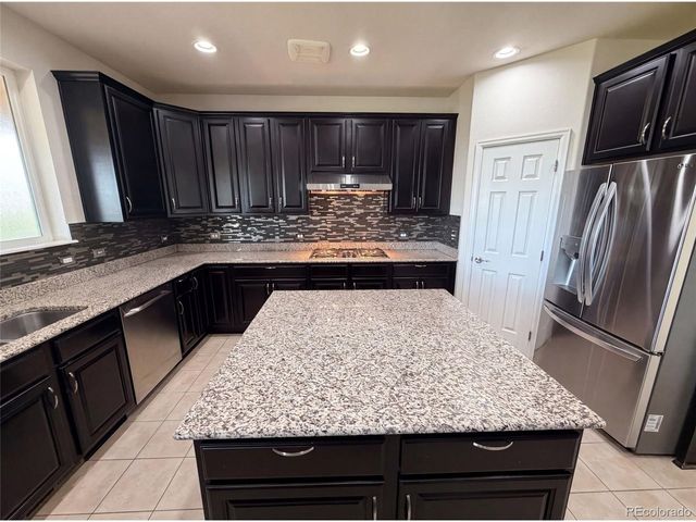22197 E Easter Cir, Aurora, CO 80016