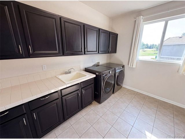 22197 E Easter Cir, Aurora, CO 80016