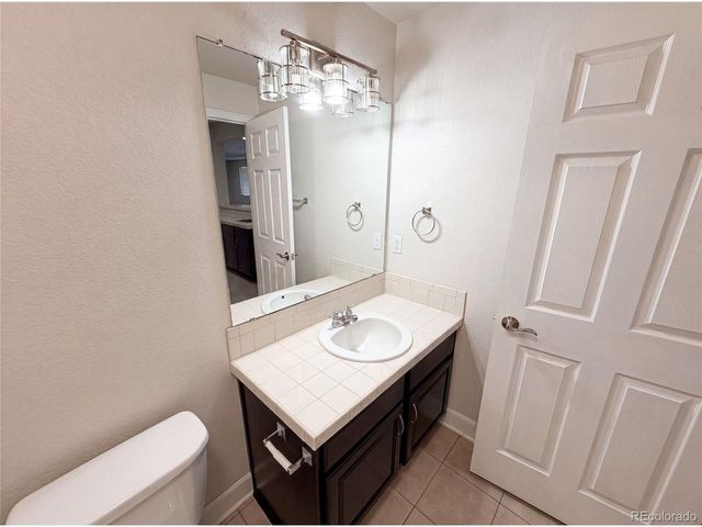 22197 E Easter Cir, Aurora, CO 80016