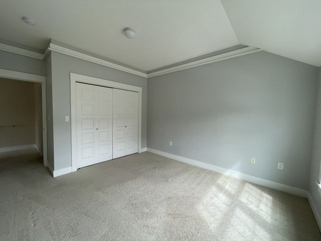 54 Loomis 1101, Bedford, MA 01730