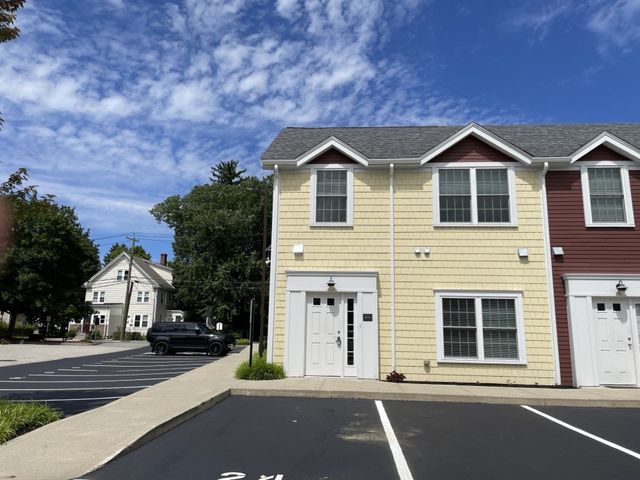 54 Loomis 1101, Bedford, MA 01730