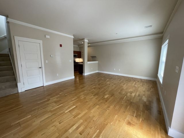 54 Loomis 1101, Bedford, MA 01730