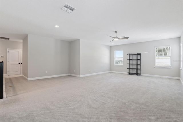 5074 BREEZY ACRES STREET, Winter Garden, FL 34787