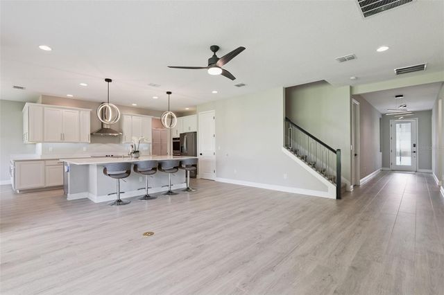 5074 BREEZY ACRES STREET, Winter Garden, FL 34787