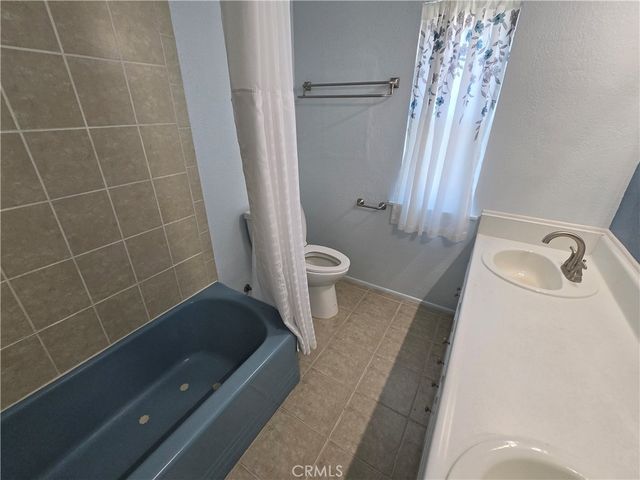 1695 James Pl, Pomona, CA 91767
