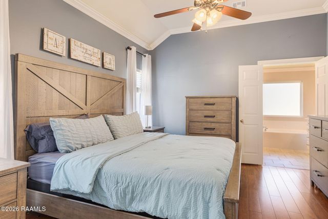 135 Windermere Circle, Youngsville, LA 70592