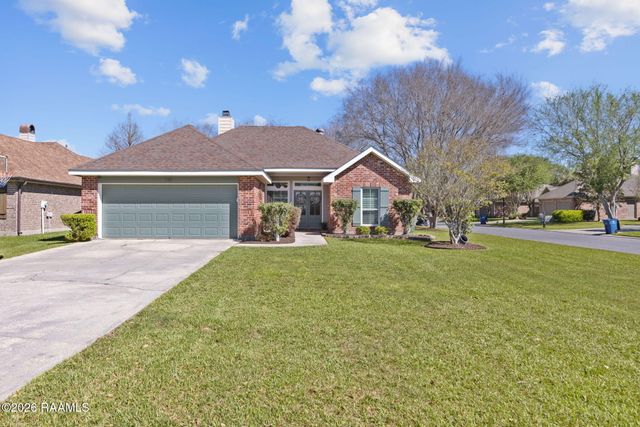 135 Windermere Circle, Youngsville, LA 70592