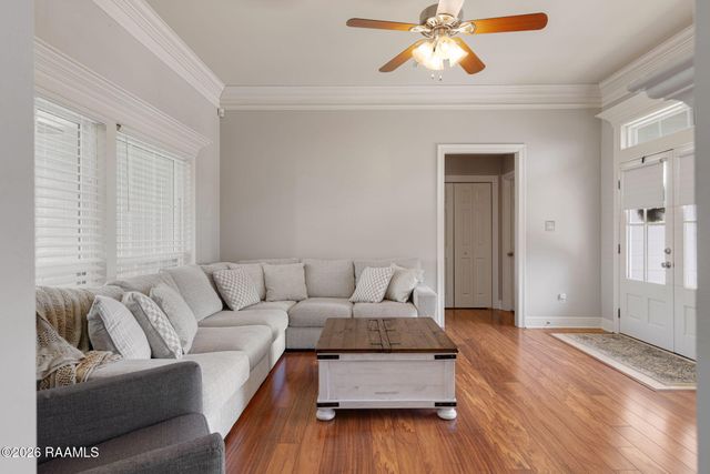 135 Windermere Circle, Youngsville, LA 70592