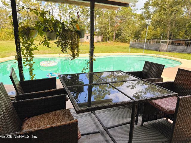 140 KEYSTONE Road, Palatka, FL 32177