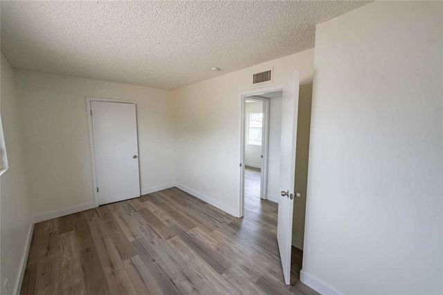 3158 E Packard Avenue, Kingman, AZ 86409