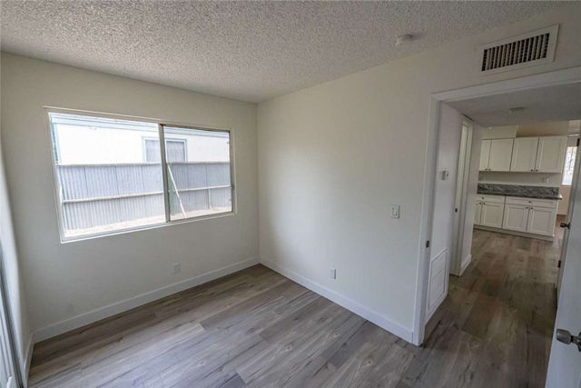 3158 E Packard Avenue, Kingman, AZ 86409